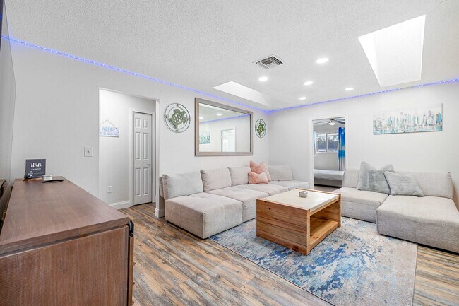 6216 102nd Terrace N unit ID1044688P, Pinellas Park, FL 33782 - photo 3