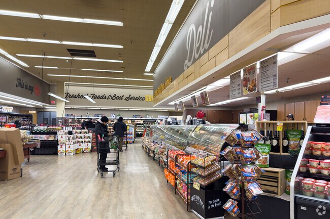 Get fresh deli meats and cheeses from the Jewel-Osco in Melrose Park.