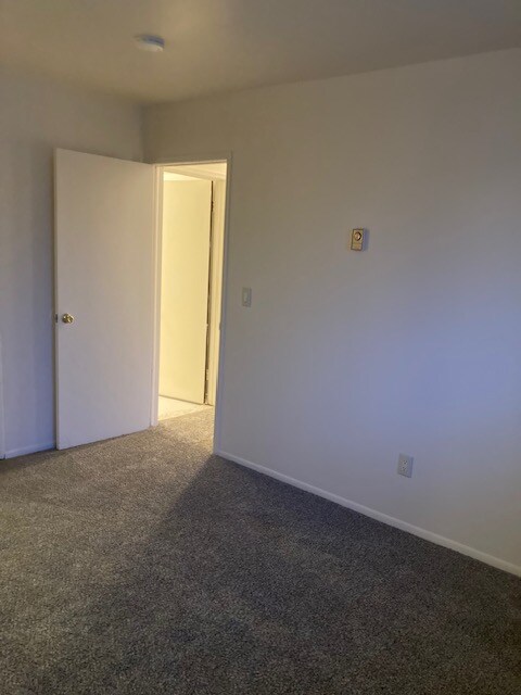 21681 Hillside Dr unit 3B, Clinton Township, MI 48035 - photo 5