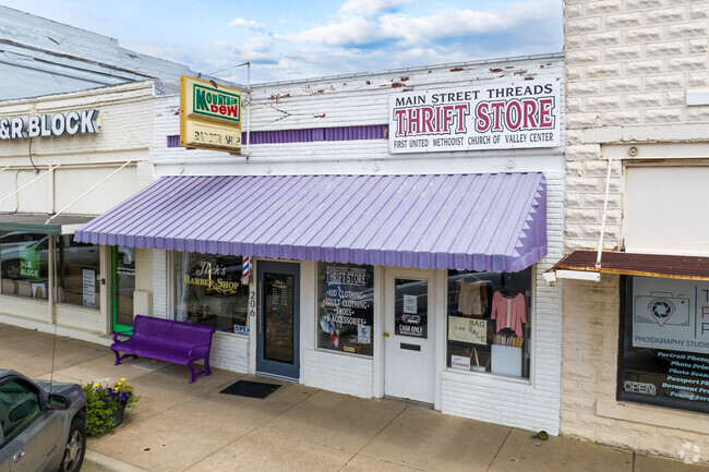 Head to Main Street Threads for some thrift shopping by Park City.