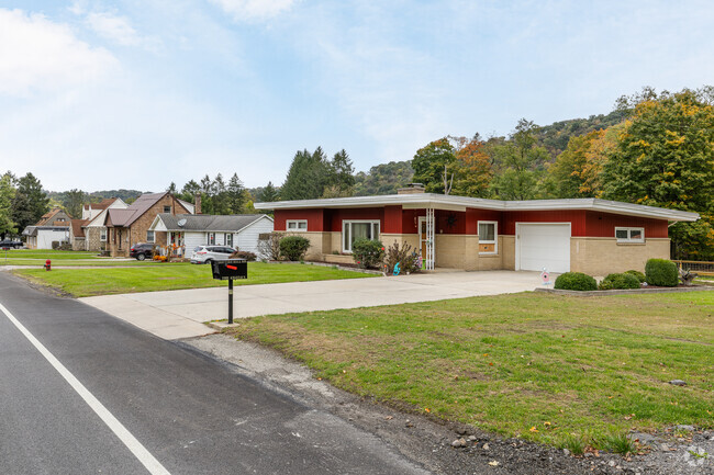 Conemaugh has no sidewalks or public transportation, but several routes traverse the area.