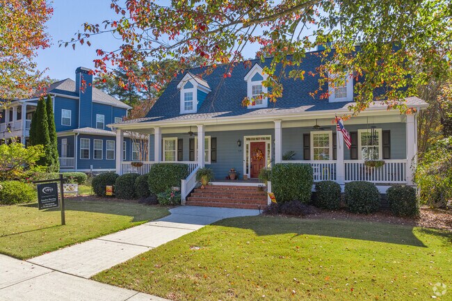 Custom built craftsman homes are some of the most popular homes in Grayson.