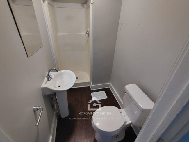 1325 W 10th St unit 1325, Anderson, IN 46016 - photo 6