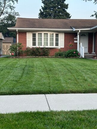4505 Shenandoah Ave, Allen Park, MI 48101