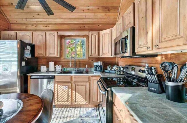 801 Crystal Br Way unit ID1266244P, Gatlinburg, TN 37738 - photo 6