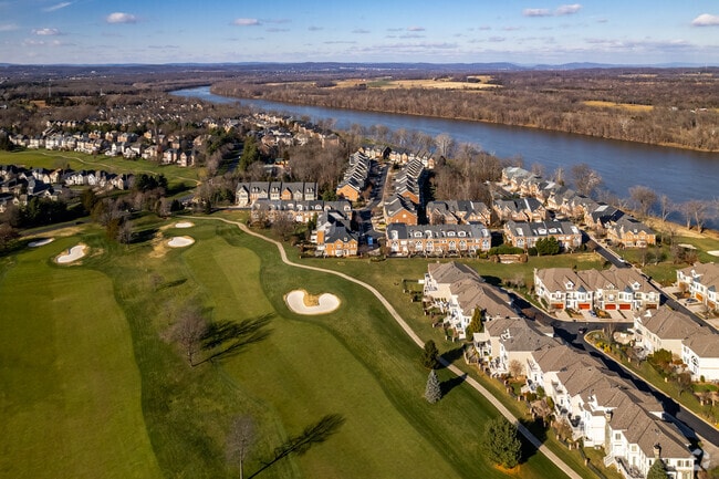The Potomac River truly embodies the ideal setting for living, working, and playing in harmony with nature while living in Landsdowne.