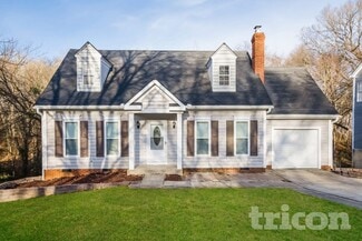 3223 Harris Mill Ln, Charlotte, NC 28262