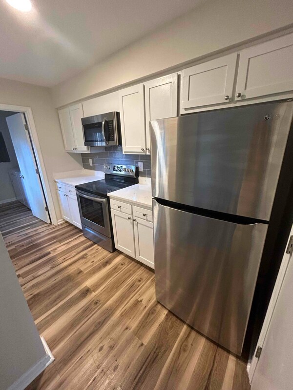 1021 Hunters Trace, Mount Pleasant, SC 29464 - photo 1