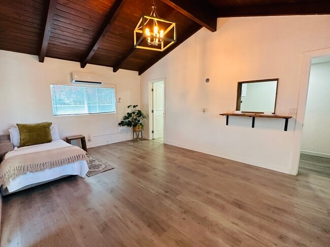 2707 Cridge St unit B, Riverside, CA 92507 - photo 2