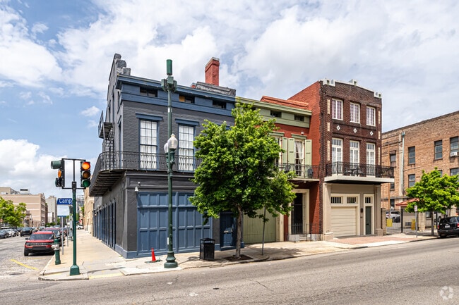 Row houses can be found in the Warehouse District.