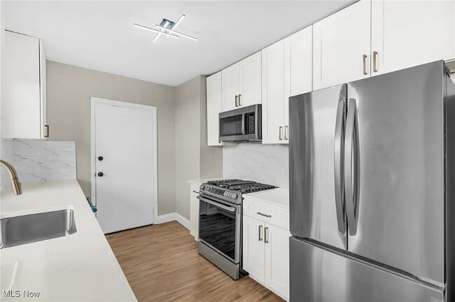 3211 W 121st St unit 1, Cleveland, OH 44111 - photo 6