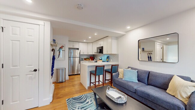 36 Montgomery St unit A, Cambridge, MA 02140 - photo 2