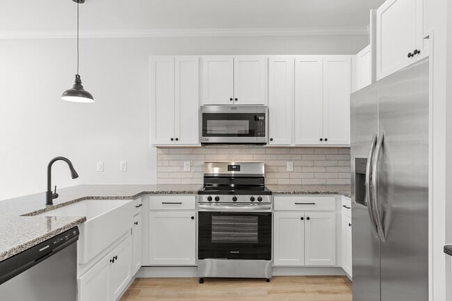 843 Main St, Clinton, MA 01510 - photo 3