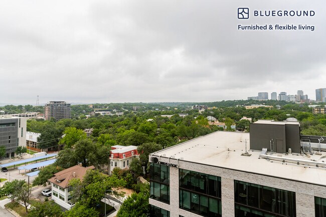 615 W 7th St unit FL11-ID328, Austin, TX 78701 - photo 4