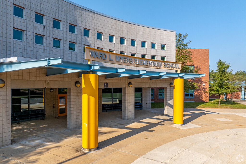 Ward L. Myers Elementary School teaches 457 students.