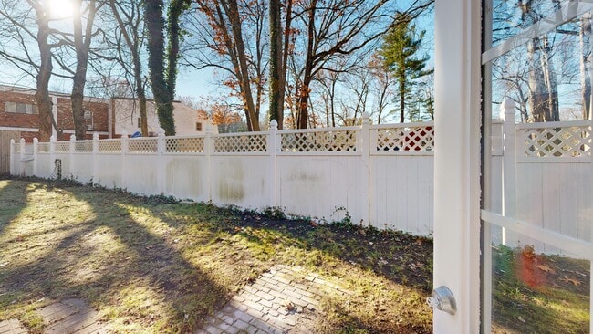 48 Pond St, Salem, NH 03079 - photo 3