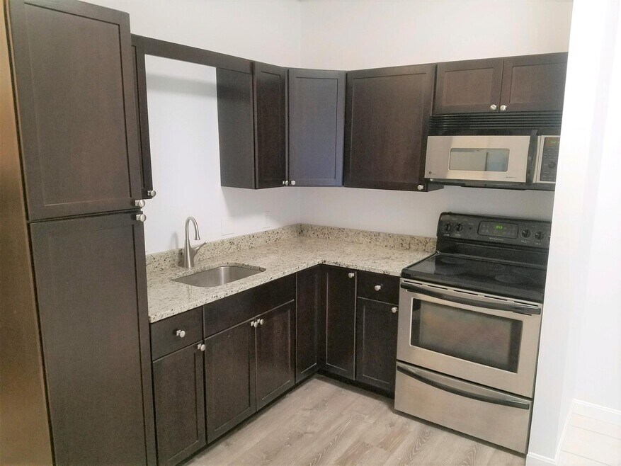 4 Webster Ave unit 2, Somerville, MA 02143 - photo 1