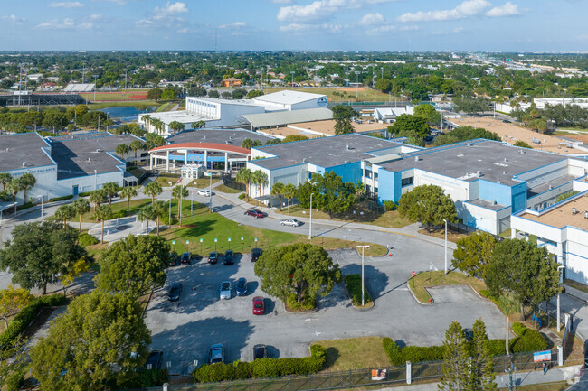 Dillard High School, Fort Lauderdale FL Rankings & Reviews - Homes.com