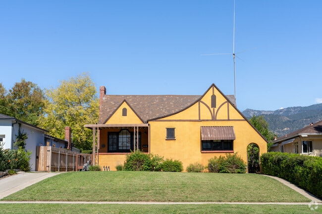 Homes in Casa Grande come in different shapes, colors and sizes.