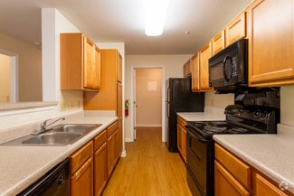 27642 Us Highway 98, Daphne, AL 36526