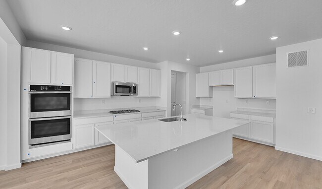 2029 E Burger St, Lake Point, UT 84074 - photo 3