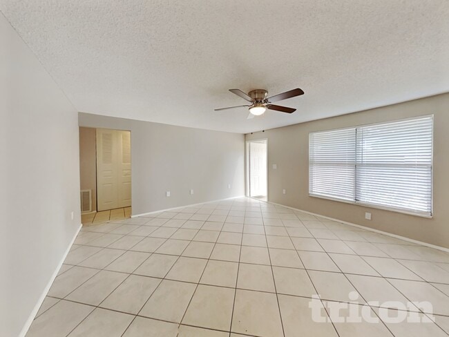 6101 37th Ave W, Bradenton, FL 34209 - photo 5