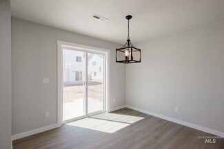 309 N Coltsfoot Ave, Kuna, ID 83634