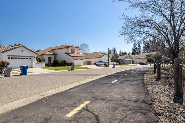 There are bike paths running through the communities in Folsom