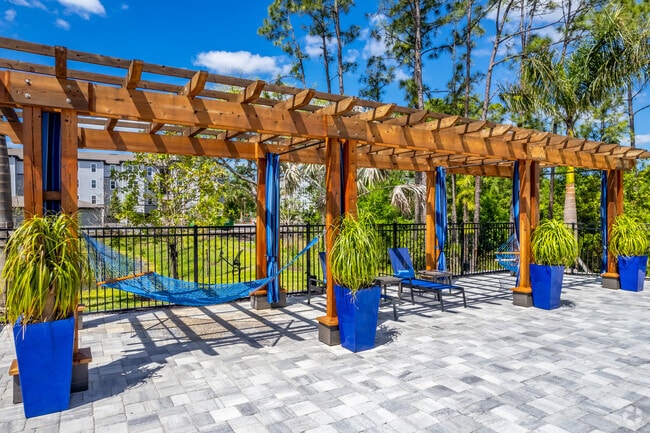 The Oasis at Manatee River, Bradenton, FL 34211 - photo 6