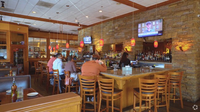 Travinia Italian Kitchen and Wine Bar is a popular gathering place for Wildewood residents.