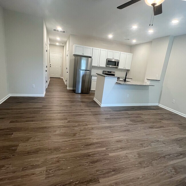 205 Cherry Way unit 102, Bowling Green, KY 42101 - photo 6