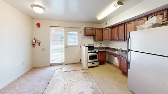 2642 Birney Place SE unit 101, Washington, DC 20020 - photo 2
