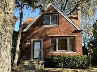 3721 Wisconsin Ave, Berwyn, IL 60402