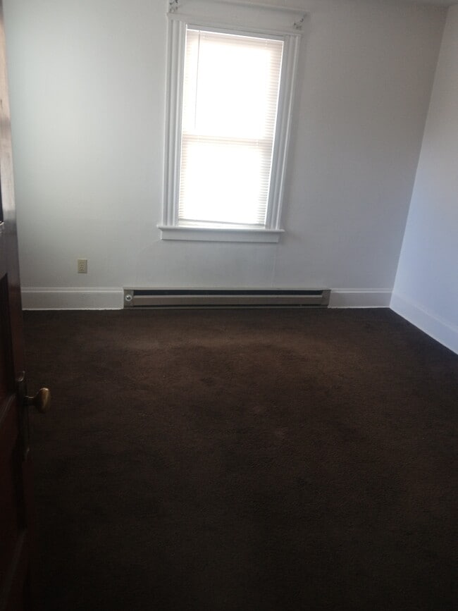 66 Williams St unit 66 Williams st,, Bristol, CT 06010 - photo 4