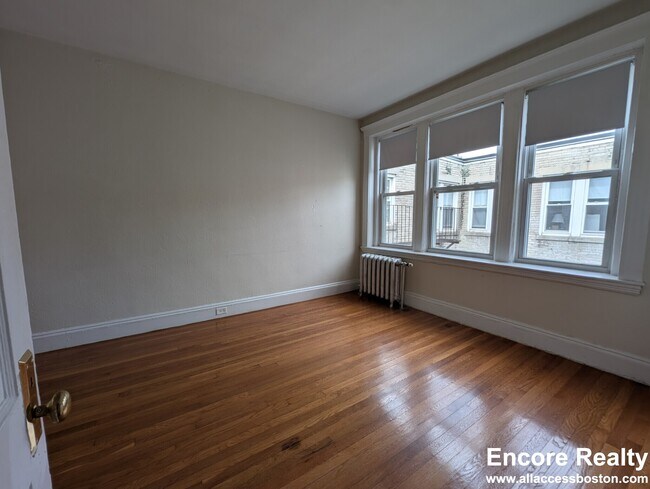 1171 Boylston St unit 44, Boston, MA 02215 - photo 5