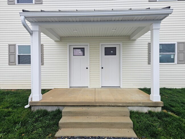 2628 Creek Hill Rd, Leola, PA 17540 - photo 3