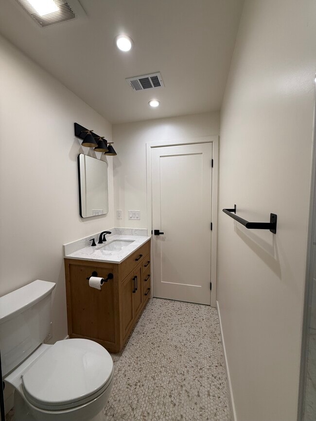 2115 Hyperion Ave, Los Angeles, CA 90027 - photo 5