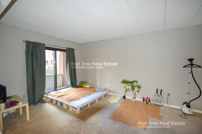 85 Brainerd Rd unit 1, Allston, MA 02134 - photo 4