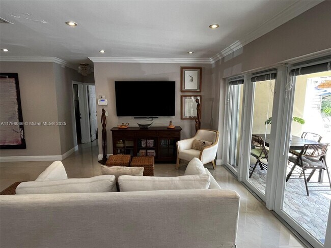 6810 SW 51st St, Miami, FL 33155 - photo 4