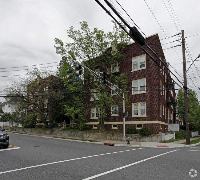 55 Grove St, Montclair, NJ 07042 - photo 3