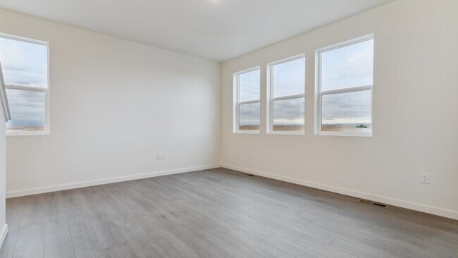 11815 Foraker Ln unit 36210559, Colorado Springs, CO 80925 - photo 4