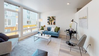 10711 8th Ave NE, Seattle, WA 98125