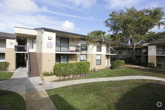 5903 NW 57th Ct, Tamarac, FL 33319