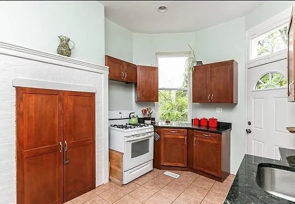 1708 Guilford Ave, Baltimore, MD 21202 - photo 2