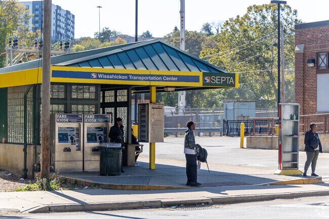 The Wissahickon Transportation Center is a local hub for SEPTA buses.