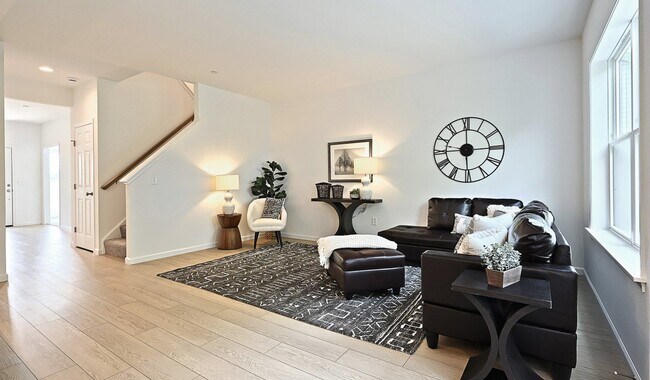 136 Foundry Ln, Lebanon, PA 17042 - photo 2