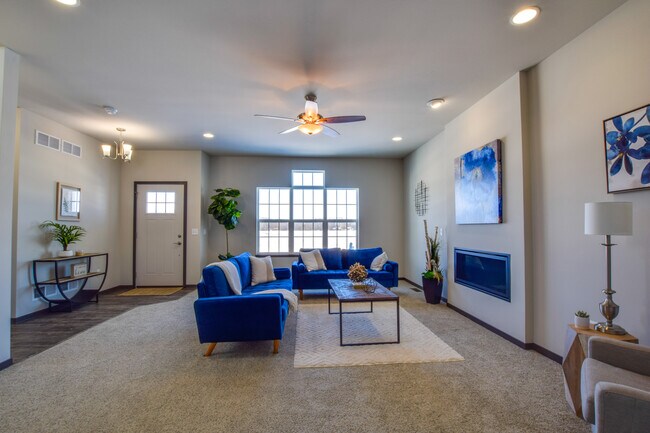 6976 Belle Fontaine Blvd unit 37141612, Middleton, WI 53562 - photo 4