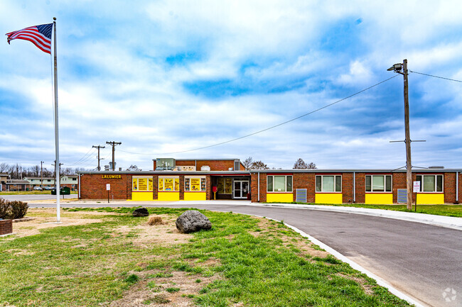 Lalumier Elementary offers a variety of extracurricular activities and programs.