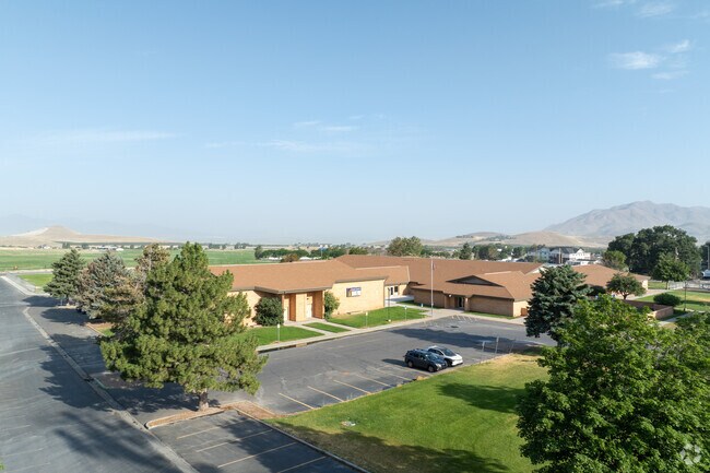 Santaquin Elementary School is located in the Santaquin neighborhood.