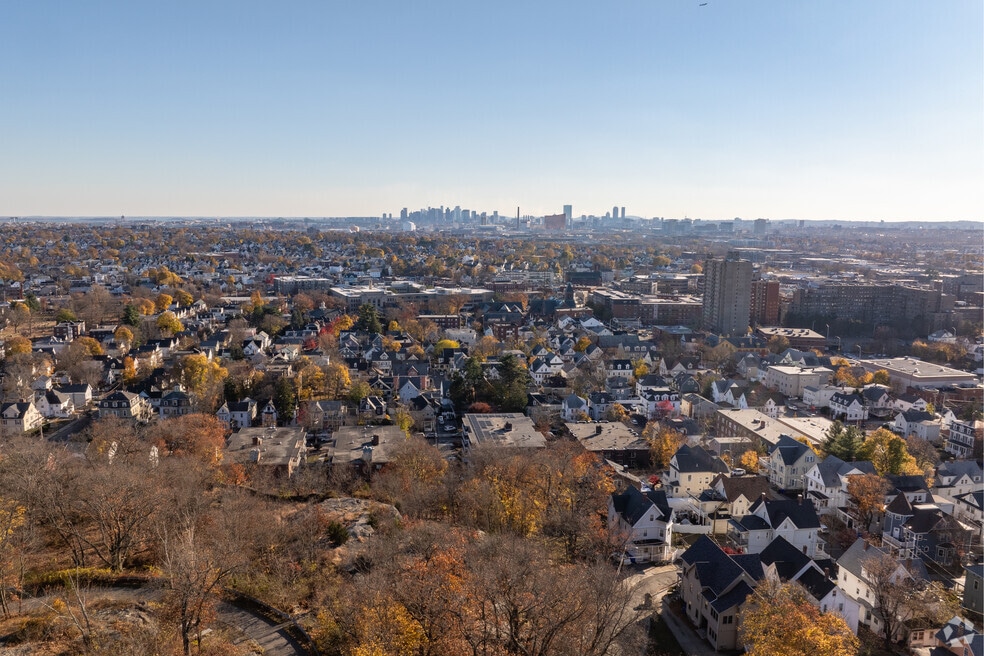 MALDEN_10002002_082025_BR_v1